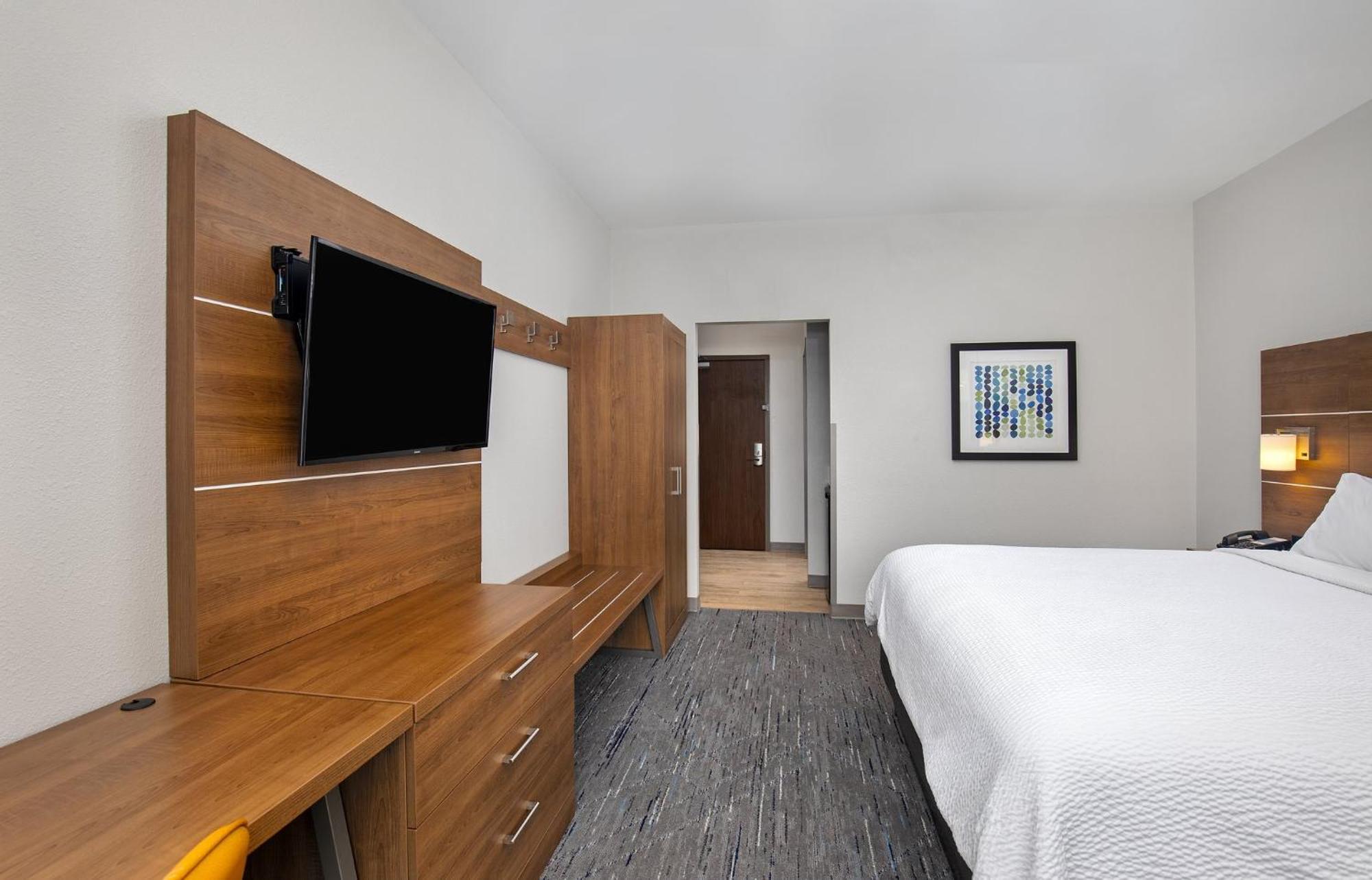 Holiday Inn Express & Suites - Carrollton West By Ihg Екстер'єр фото