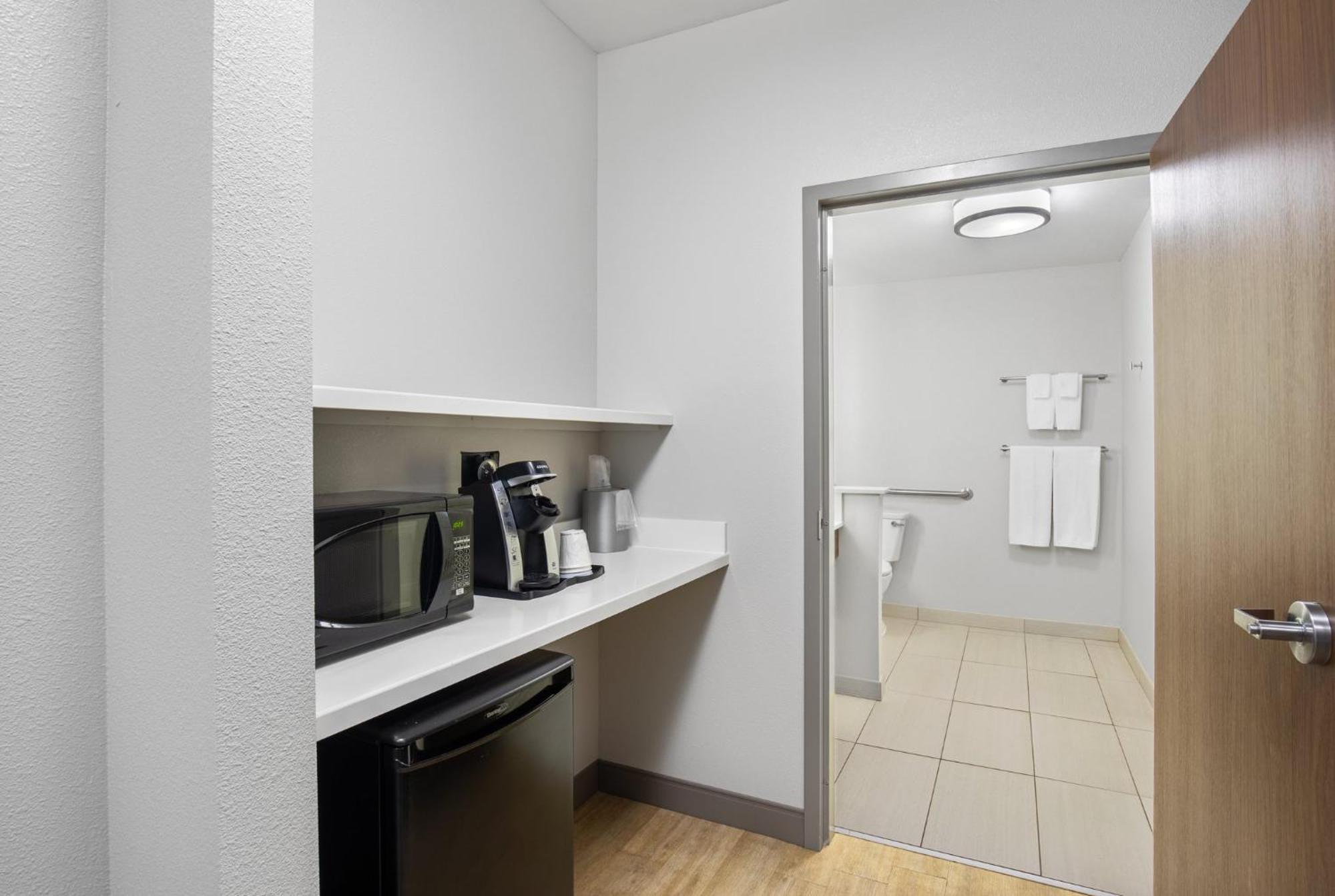 Holiday Inn Express & Suites - Carrollton West By Ihg Екстер'єр фото
